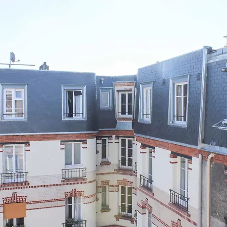 A Cozy Studio At The Gates Of Paris Apartment