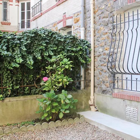 Apartment A Cozy Studio At The Gates Of Paris Pantin
